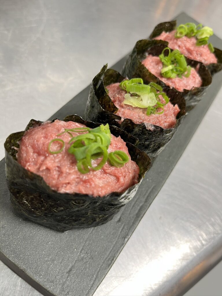 馬BOUZUレシピ公開【馬肉で!ネギトロ軍艦】